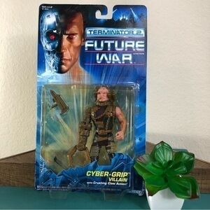 Terminator 2 Future War Cyber Grip Villian Action Figure Vintage Collectible